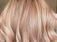 Це буде справжній хіт сезону! Шоколадна вишня і полуничний блонд - наймодніше фарбування волосся 2022, що надихає (фото)