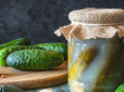 Як врятувати мариновані огірки, якщо в них багато солі - поради досвідчених господинь