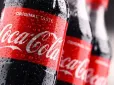 Кому війна, а кому бізнес: Напої Coca-Cola можна знайти на ринку РФ, а її 