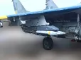 У ЗСУ показали потужний удар авіабомбою JDAM по російському командному пункту на лівобережній Херсонщині (вiдео)