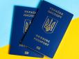 Чоловікам за кордоном почали видавати паспорти: Хто отримає і що варто знати