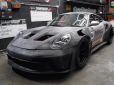 Чоловік створив повномірну копію Porsche 911 GT3. На 3D-принтері було надруковано майже півтисячі окремих деталей елітної автівки (відео)